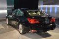 La trazione ibrida si affida al Sistema Acura Sport Hybrid SH-AWD che prevede il già citato motore termico che lavora in sinergia con ben tre unità elettriche, per una potenza complessiva pari a circa 370 CV.