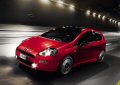 Destinato ad un cliente dinamico, il pack Sport Look è disponibile sull’allestimento Easy e prevede la disponibilità di cerchi in lega da 16 pollici diamantati e nero lucido, assetto sportivo, fendinebbia con funzione cornering, vetri privacy.