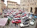 Raduno finale di auto d´epoca a Volterra in Piazza Priori per l´Asi Autoshow 2012