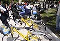 Bike Sharing di Acquaviva delle Fonti il costo annuale per usufruire del servizio è di € 15,00 e comprende € 5,00 pre-ricarica, € 5,00 per assicurazione RCT ed € 5,00 per il servizio