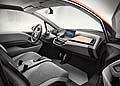 Grazie alla configurazione della BMW i3 e del suo sistema di propulsione eDrive, sarà possibile ricaricare le batterie ogni due/tre giorni, per un’autonomia pari a 130-160 km.