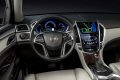 La Cadillac SRX 2013 adotta l’inedito motore V6 3.6 litri da 312 CV, realizzato in alluminio con fasatura delle valvole variabile e iniezione diretta, abbinato alla trazione integrale e al cambio automatico a 6 velocità.