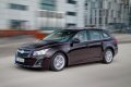 Novità in arrivo anche per il suv Captiva che, ad un anno dal lancio del nuovo modello, si arricchisce del dispositivo Start&Stop, offerto in abbinamento al motore 2.0L diesel da 164 cv con cambio manuale a 6 rapporti. 
