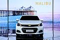 Ancora più lunga rispetto alla generazione precedente, la Chevrolet Malibu presenta linee muscolose e scolpite.