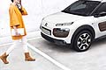 Per una guida serena, la vettura offre funzioni selezionate per semplificare la vita quotidiana, come il sistema Park Assist, la telecamera di retromarcia che mostra le immagini sullo schermo Touch Pad 7 pollici, l’Hill assist.