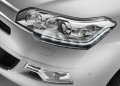 Commercializzata in 400.000 esemplari, dal 2008 ad oggi, la Citroen C5, disponibile sia nella configurazione berlina che tourer, si aggiorna per continuare a cavalcare l’onda del successo