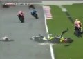 Crash per il giovane pilota italiano Marco Simoncelli muore all´età di 24 anni