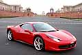 Ferrari 458 Italia di fronte alla President´s House a New Delhi