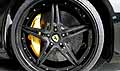 Ferrari 458 Black Carbon Edition ruote con cerchi in lega da 21” e pinze dei freni