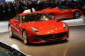 Ma a Ginevra troviamo anche la Ferrari California che da oggi dispone di un motore più potente di 30 CV ed è stata alleggerita di 30 kg. 