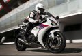 Honda CBR 1000RR Fireblade 2012 è proposta in tre tonalità, bianco, rosso e nero