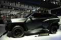 Il suv extralusso e destinato realmente a pochi facoltosi clienti, è stato sviluppato a partire dal modello Ford F-450 Super Duty Platinum.