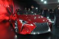 La passerella nordamericana offre ora i suoi riflettori al debutto dell'inedita premiere Lexus LF-LC Hybrid Sport Concept Coupè, sintesi di lusso, eleganza e tecnologia ai massimi livelli. 