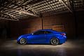 Basato sulla Lexus RC coupè, la versione F SPORT si caratterizza per soluzioni estetiche più sportive ed interni dal design dedicato. 