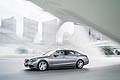 Con i modelli S 400 HYBRID, S 500, S 350 BlueTEC e S 300 BlueTEC HYBRID sarà possibile scegliere fra due versioni ibride, una a benzina e una diesel. Tutti i modelli sono campioni di efficienza nelle rispettive categorie.