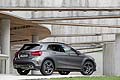 Sulla Mercedes GLA sono state adottate numerose misure per ridurre il rumore del vento realizzando un’ulteriore sigillatura del giunto tra il portellone e le guarnizioni del tetto e laterali sul portellone