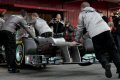 Intanto nei test mattutini Vettel domina ed ottiene il miglior tempo nel secondo test pre-stagionale a Barcellona, girando in 1’23”343 davanti alla Force India di Hulkenberg.
