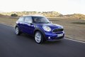 Il marchio entra in un nuovo segmento automobilistico con la MINI Paceman, la prima Sports Activity Coupé nel segmento delle vetture compatte e di piccola cilindrata. 