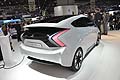 Questa concept car si avvale di sistemi elettrici di nuova generazione e batterie ad alta densità, peso leggero e un'aerodinamica avanzata per offrire un'autonomia di 300 km.