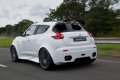 Le prestazioni sono da brivido: accelerazione da 0 a 100 in soli 3 secondi per una velocità massima di ben 275 km/h. 