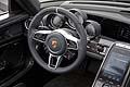 Per i clienti più esigenti Porsche offre il Pacchetto Weissach caratterizzato da elementi estetici basati sulle leggendarie auto da gara di Porsche. 