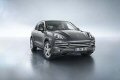 Elegante, esclusiva e raffinata, la Porsche Cayenne Platinum Edition è una versione speciale riservata alle vetture abbinate alle unità V6, sia a benzina che diesel.