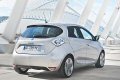 Prima auto progettata per un funzionamento al 100% elettrico, Renault ZOE è offerta a partire da 21.650 € (prezzo Italia IVA inclusa; noleggio della batteria da 79 €/mese, IVA inclusa, per 12.500 km annui su 3 anni).