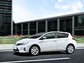 Toyota Auris Hybrid model year 2013 dispone del Simple Intelligent Park Assist (SIPA)