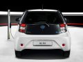 La nuova Toyota iQ EV unisce l’agilità di una city car alle zero emissioni e alla silenziosità di un veicolo elettrico.
