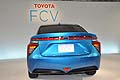 Il sistema a celle a combustibile di Toyota include una pila Fuel Cell che genera elettricità dalla reazione chimica tra idrogeno e ossigeno, e serbatoi di idrogeno ad alta pressione