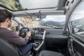 Toyota Verso con allestimento Style prevede in più i sensori per il funzionamento automatico di fari, tergicristalli e dispositivo di offuscamento automatico del retrovisore interno, un tetto panoramico Skyview