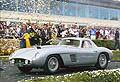 Modello unico appartenuto al regista Roberto Rossellini, la Ferrari 375 MM Scaglietti Coupé del 1954 ha ottenuto il premio “Best of Show”, nell’ambito del prestigioso ed esclusivo evento Pebble Beach Concours d’Elegance.