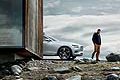 La nuova vettura segue il debutto della Volvo Concept Coupé, avvenuto a settembre, ottenendo ampi consensi sia dagli addetti ai lavori che dal pubblico, che ha così potuto esplorare il nuovo percorso stilistico intrapreso da Volvo Cars. 