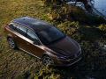Ancora più dinamica e affidabile, la nuova generazione di Volvo V60 Cross Contry si prepara al debutto ufficiale al prossimo Salone di Los Angeles. 