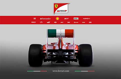 Ferrari - Posteriore della monoposto Ferrari F150 dove si evidenzia il tricolore width=