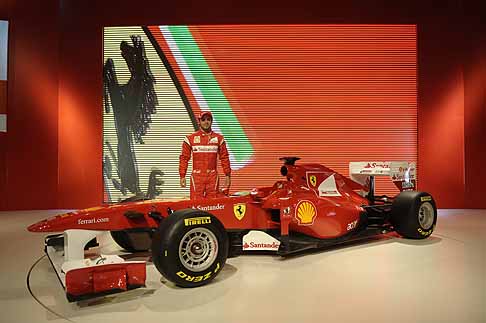 Ferrari - Monoposto Ferrari F150 e Felipe Massa width=