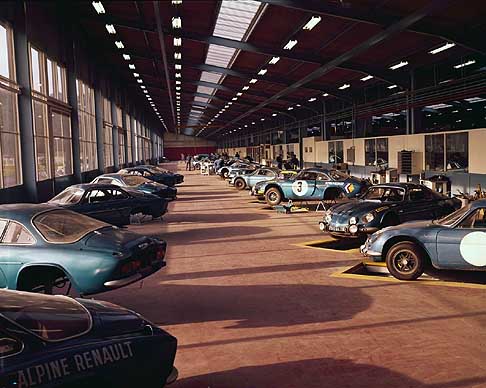 Renault - 1976 Dieppe Alpine Plant - Competition workshop width=