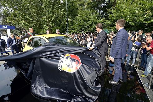 Abath - Abarth 595 in anteprima all´inaugurazione del Salone dell´auto di Torino 2016