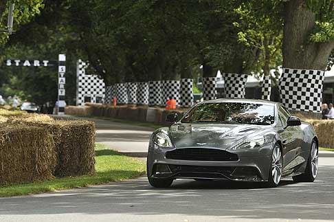 Aston Martin - Aston Martin Vanquish sul circuito del Goodwood Festival of Speed 2012 width=