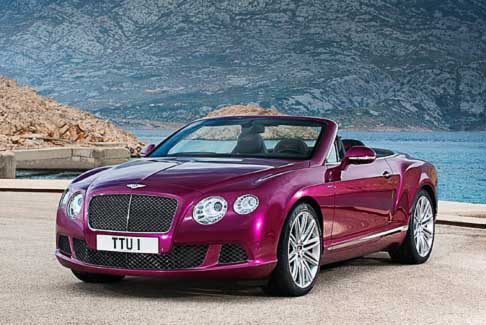 Bentley - Bentley Continental GT Speed Convertible calandra con griglia del radiatore a nido d’ape width=