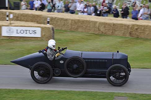 Cronoscalata di auto storiche - Benz 200 Hornsted at the Goodwood Festival of Speed 2015 width=