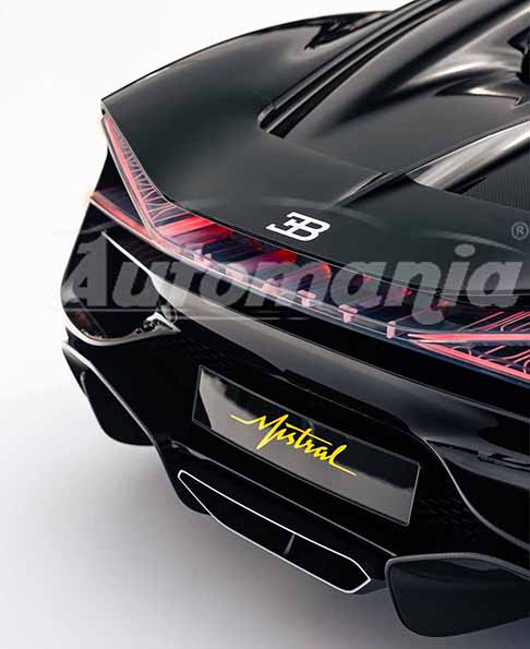 Bugatti W16 Mistral - Bugatti W16 Mistral dettaglio posteriore, la nuova roadster della casa francese con aspetto stradale che darà l´addio al Motore W16