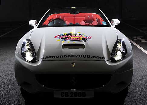 Ferrari - Cannonball 2000 con la supercar Ferrari width=