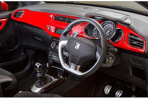 Citroen - Citroen DS3 Red Special Edition interni vettura width=