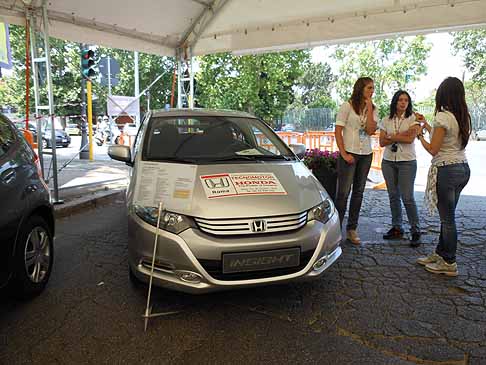 Honda - Honda Insight e hostess width=