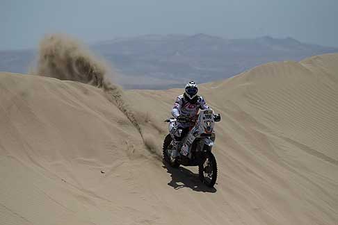 Dakar 2013 - Thomas Bourgin n.106 in gara sul tracciato Pisco - PIsco II stage Dakar 2013 width=