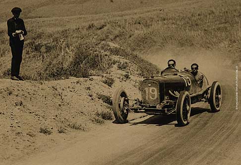 Ferrari - Emilio Materassi Itala 1926 alla Eco Targa Florio width=