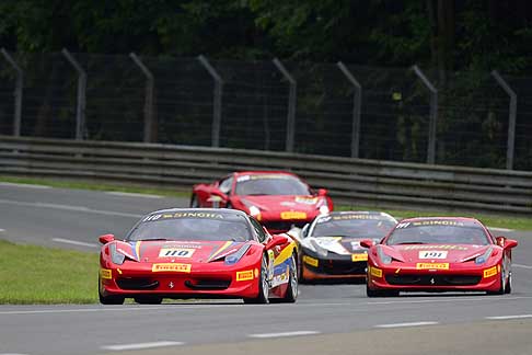 24 Ore di Le Mans - Ferrari Challenge a Le Mans con Batusa width=