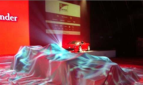 Ferrari - Nuova Ferrari F138 di F1 sotto il velo width=