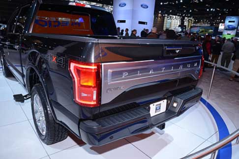 Ford - Ford F 150 retrotreno pick-up al Salone di Chicago 2014 width=